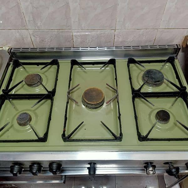 Stove with oven (made in italy)